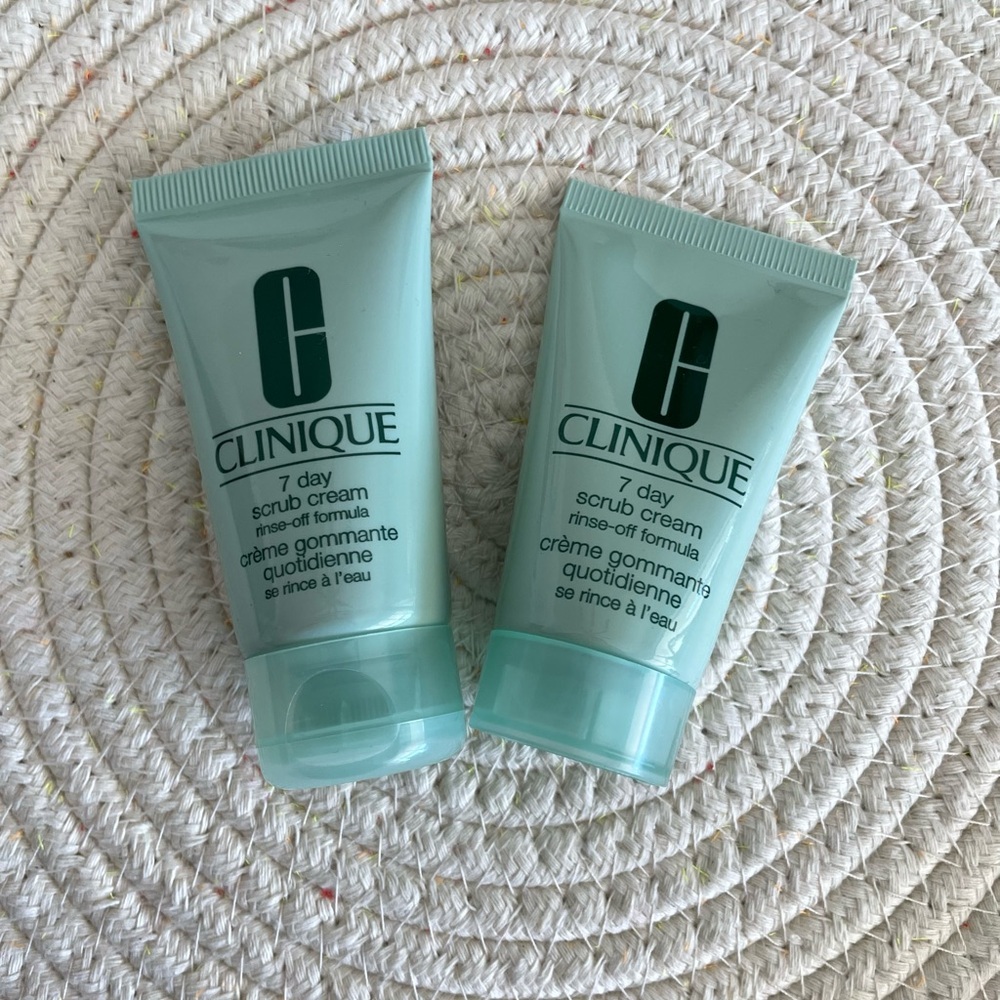 Clinique 7 Day Scrub Cream - NEW